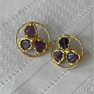 Vintage earrings: purple crystal pierced earrings gold tone hardware